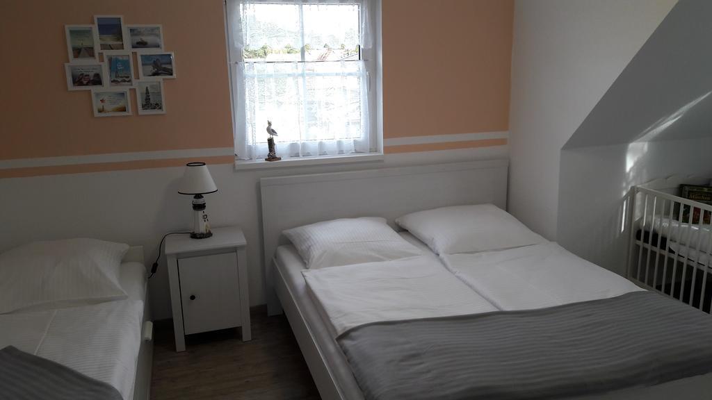 Ferienwohnung Strandwurzel เซมพิน ภายนอก รูปภาพ